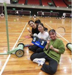 バトミントン大会☆色んな学科と交流できます！