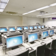 CG教室(Mac、Windows)とアパレルCAD室を完備!!