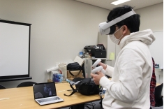 情報学部では本格的なゲーム制作ができる環境が整っています。