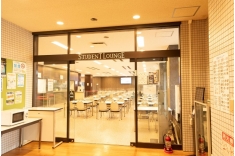 東館：STUDENT LOUNGE・食堂