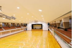 学内体育館（神戸山手キャンパス）