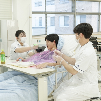 【看護学部】