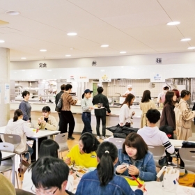 学生食堂