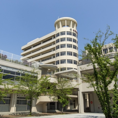 実学の帝塚山大学。幅広い「教養」と「実学」を身につける６学部７学科の文系総合大学