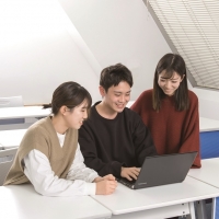 高度情報学科