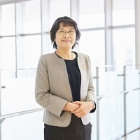 石原　多佳子