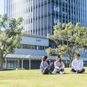 日本工業大学