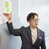 東京情報デザイン専門職大学 【オープンキャンパス】情報デザインで紐とく！ユニバ大逆転のストーリー