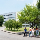 人間総合科学大学