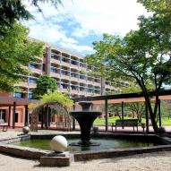 建学の泉