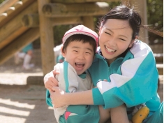 授業以外で子どもと触れあう時間がどこよりも充実！