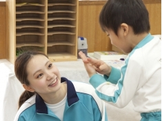 同じ子どもに会いに行ける！“先生”としてのステキな関係が実感できます。