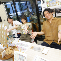 「DESIGNER’S MARCKET」全学科１年生による初めての作品展示イベント