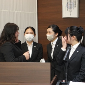先回りした進行確認を。
