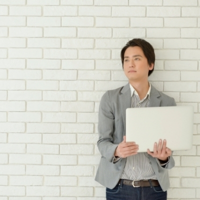 入学者の約5割が大学・短大生・社会人・フリーター経験者