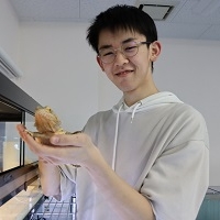 爬虫類・両生類ビジネス学科