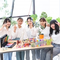 建築は男子だけじゃない！双子コーデでキャンパスライフを満喫中！