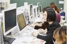 コンピュータルーム業界のニーズに対応できるデザイン、パターンなどの各種ソフトが充実。