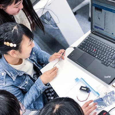 全学生が学科の垣根を越えて学ぶ、共通基礎課程「武蔵野INITIAL（イニシアル）」